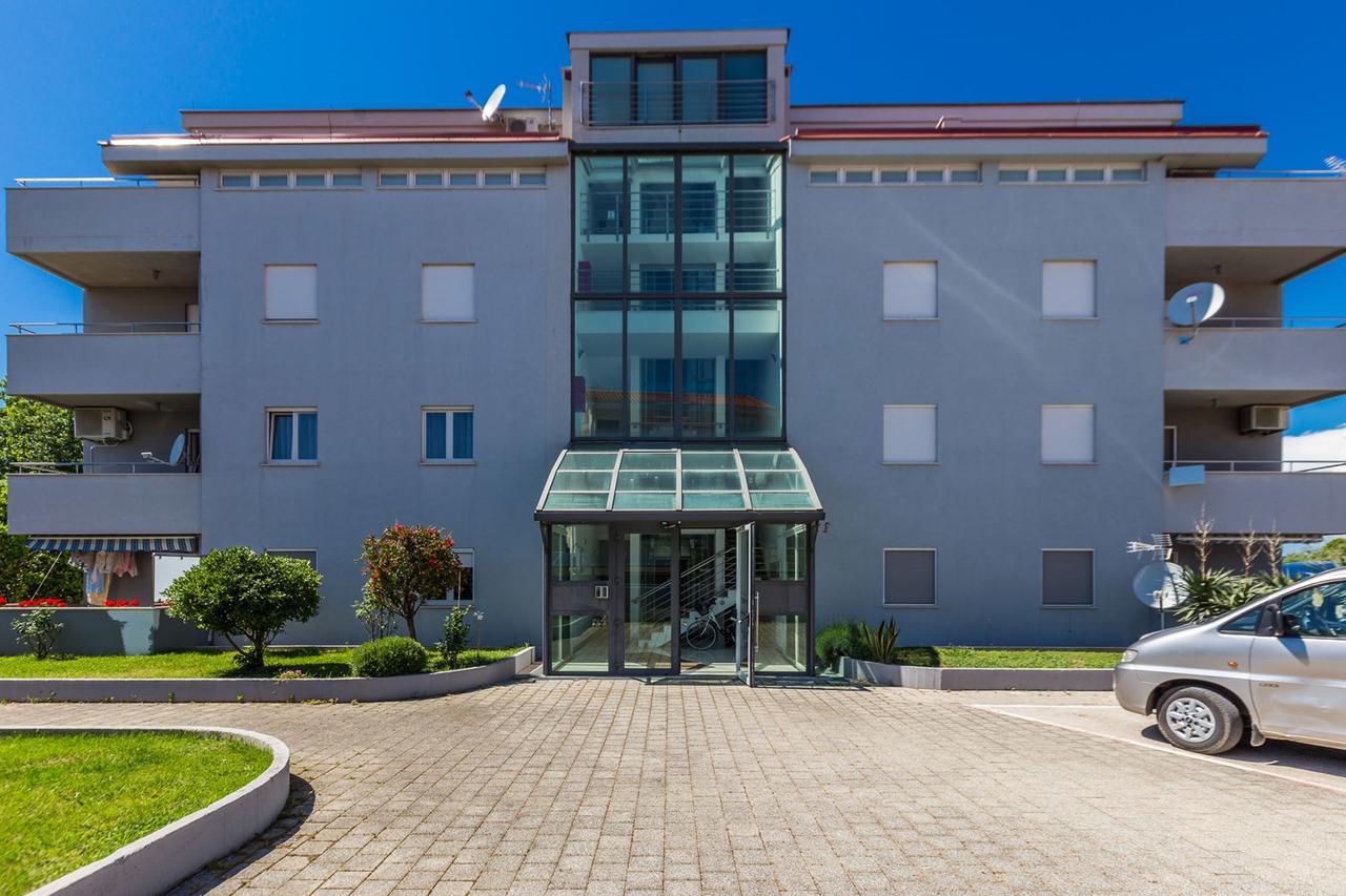 Adriano 2Br Apartment With Terrace Zadar Luaran gambar