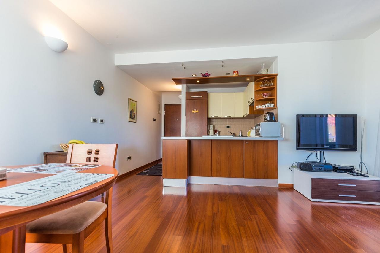 Adriano 2Br Apartment With Terrace Zadar Luaran gambar
