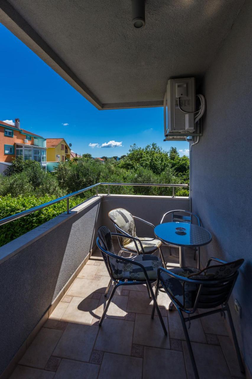 Adriano 2Br Apartment With Terrace Zadar Luaran gambar
